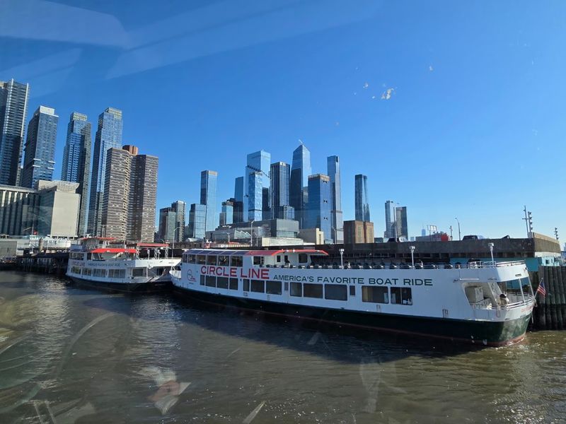 Circle Line Sightseeing Cruises