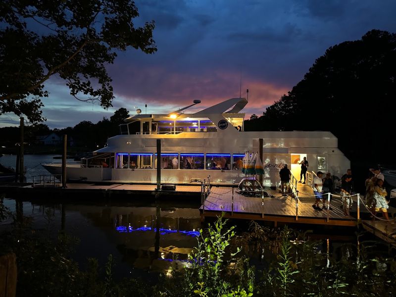 Lake Murray Boat Tours