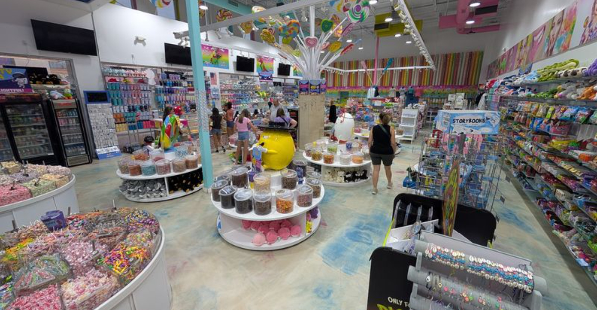 We Walked In For One Treat And Left Smiling From These 11 Virginia Candy Stores