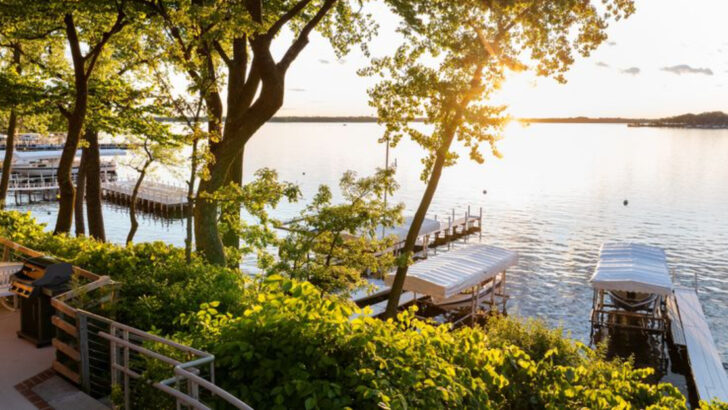 We Were Surprised By How Relaxing These 10 Iowa Weekend Escapes Turned Out To Be
