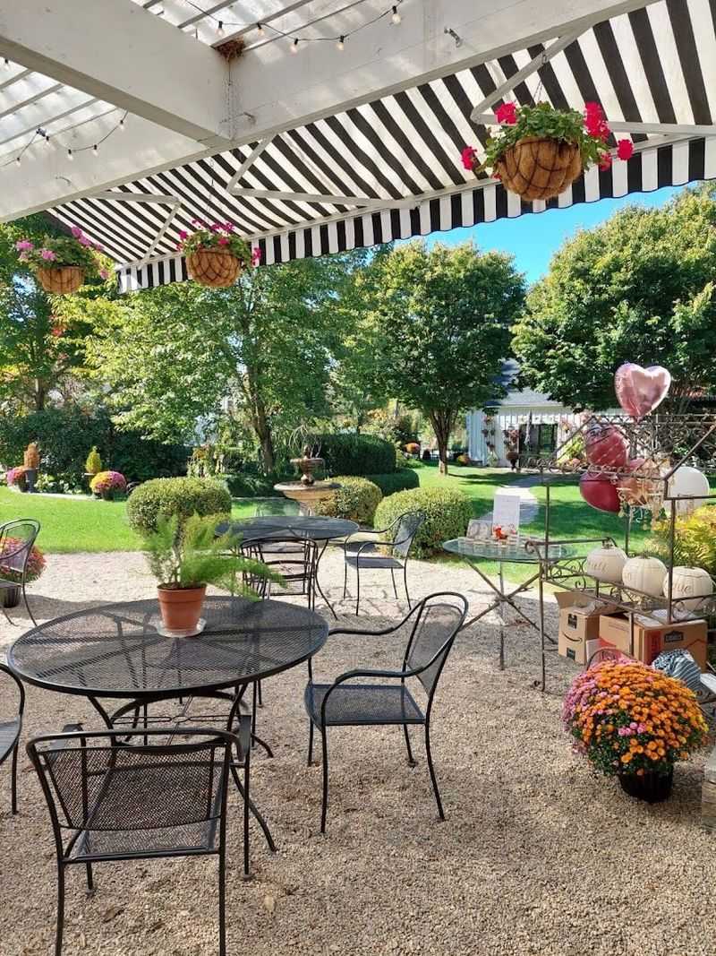 The Connecticut River Valley Inn &ndash; Glastonbury