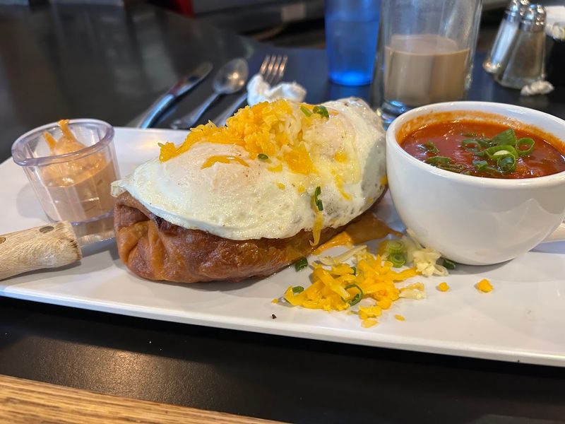 Bella's Cafe