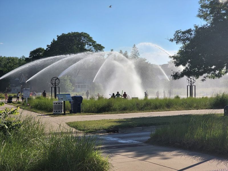 The Splash Pad and Play Bonus