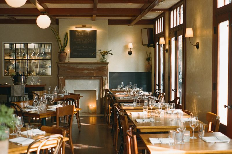 Vern's - Charleston