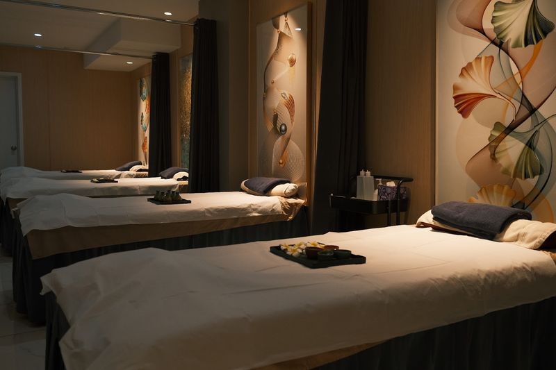 Renew Day Spa 2