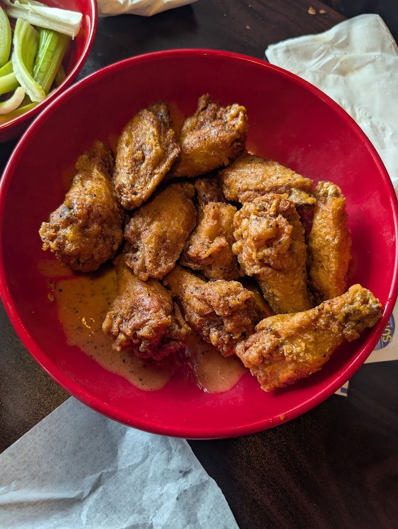 Roadhouse Wings & Grille - Hilliard