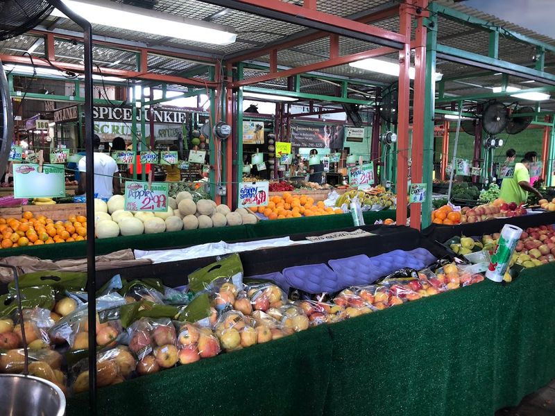 Yellow Green Farmers Market