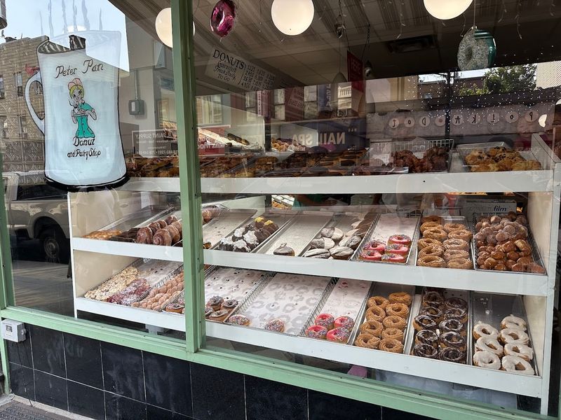Peter Pan Donut & Pastry Shop — Brooklyn