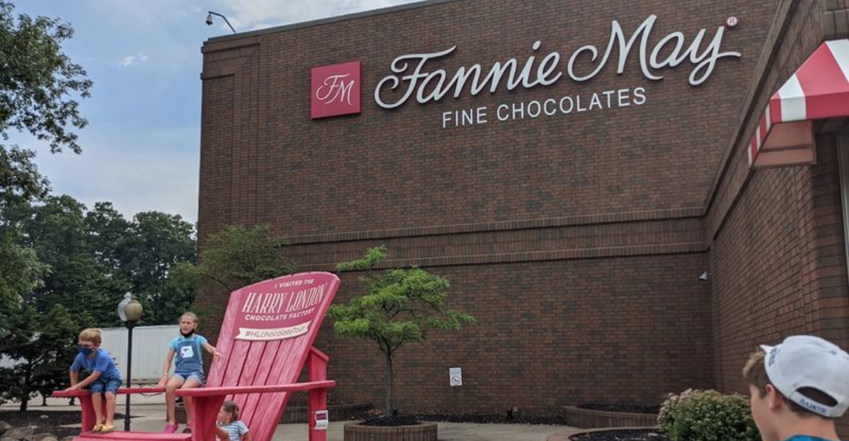 These 10 Ohio Factory Tours Let Us See The Craftsmanship Behind Everyday Favorites