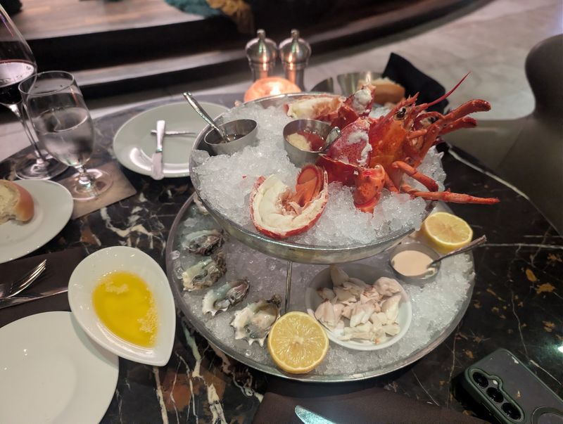 Council Oak Steaks & Seafood - Tampa
