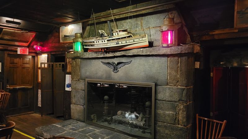 The Griswold Inn Tap Room - Essex