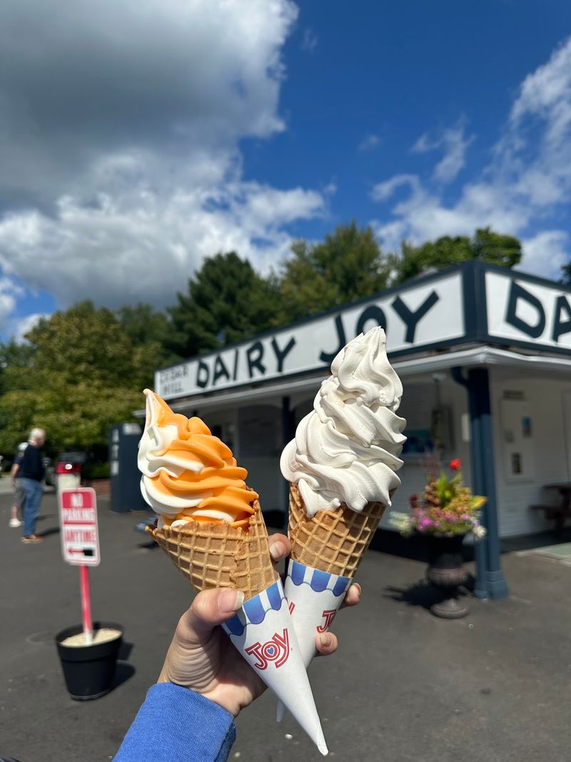 Dairy Joy, Weston, Middlesex County