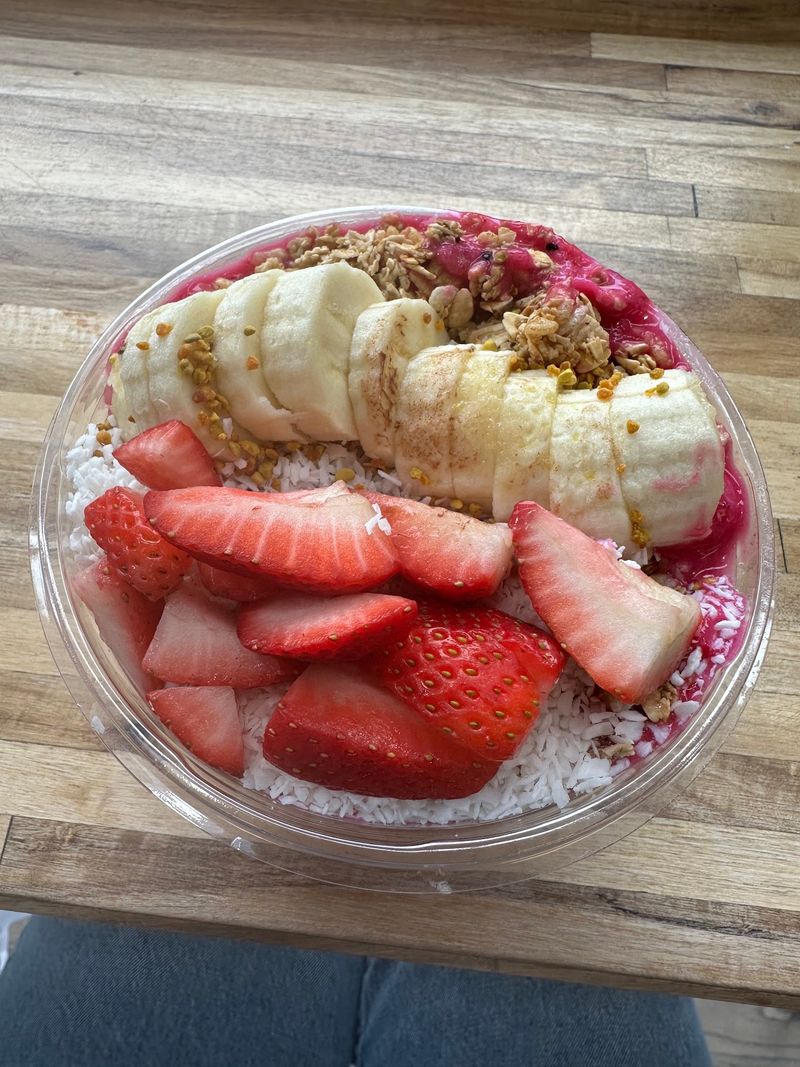 Bright Bowls and Calm Mornings at 11:11 Health Bar