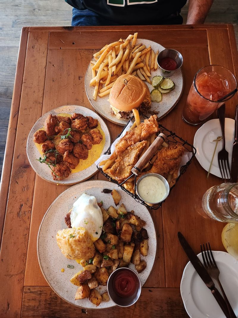 Hunter's Kitchen and Bar, Boston
