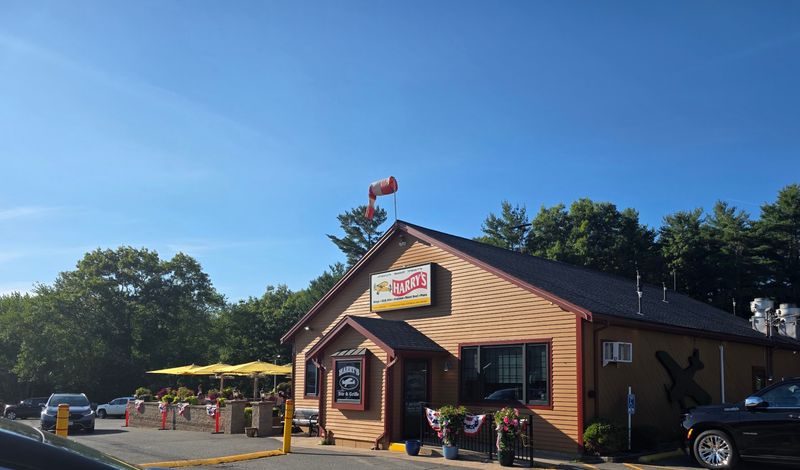 Harry's Bar & Grille (Middleborough)