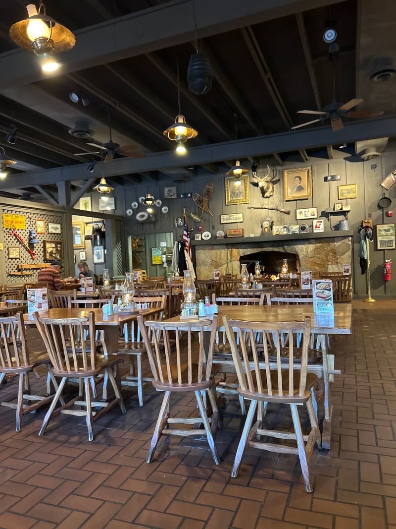 Cracker Barrel Old Country Store - Binghamton