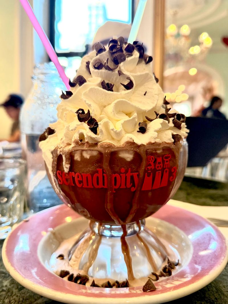 Serendipity 3, New York City, New York County