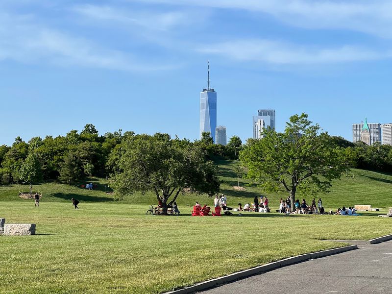 Harbor Breezes at Governors Island Picnic Point