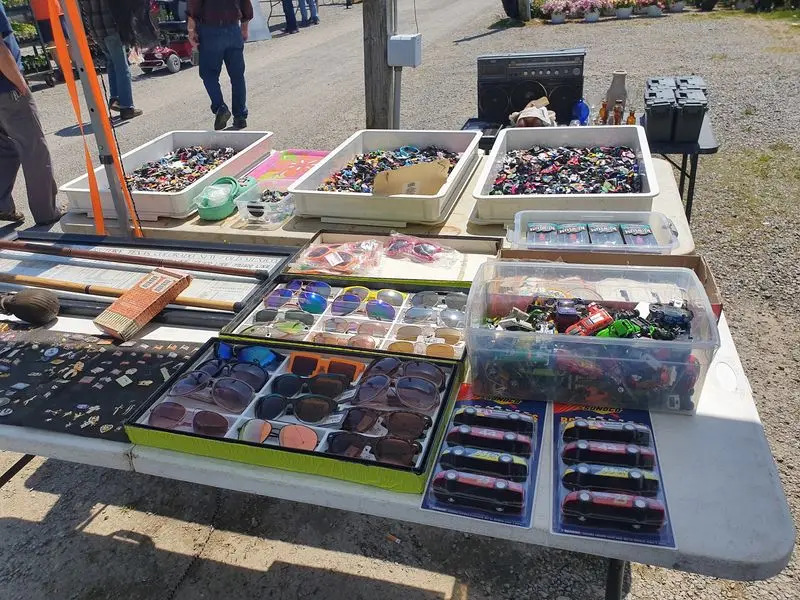 Rogers Flea Market & Auctions - Rogers