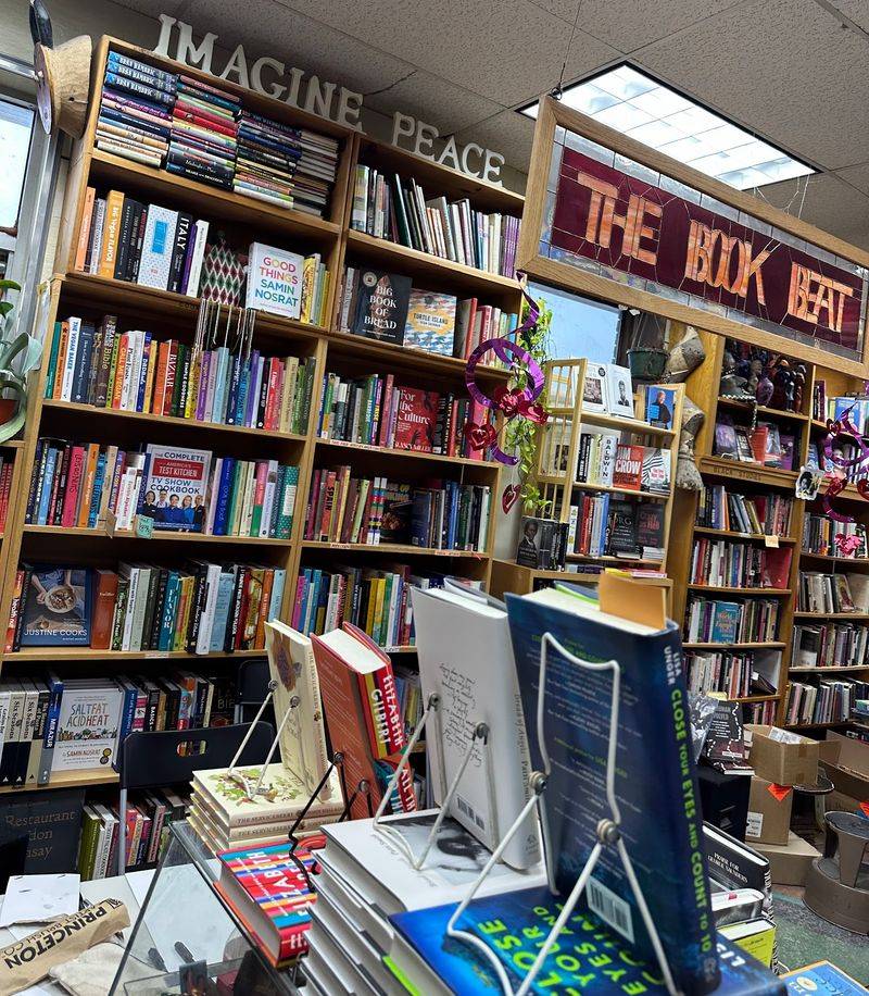 The Book Beat (Oak Park)