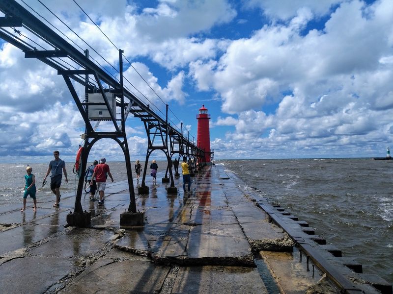 Grand Haven South Pierhead Lighthouse - Grand Haven