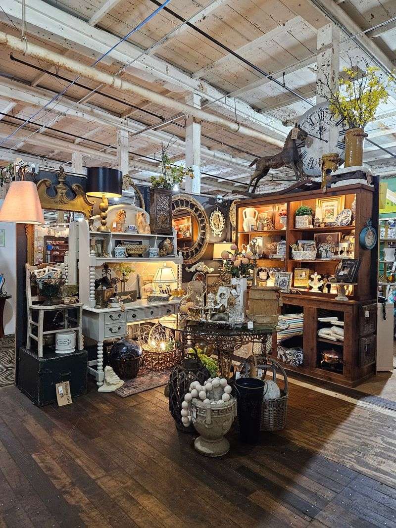 Forsyth Antiques, Cumming, Forsyth County