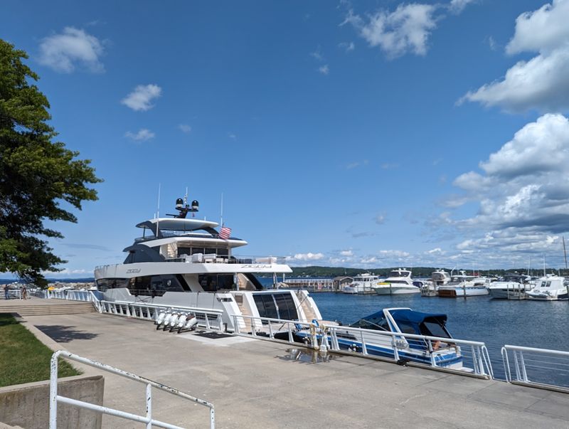 Marina Views That Showcase Beautiful Boats