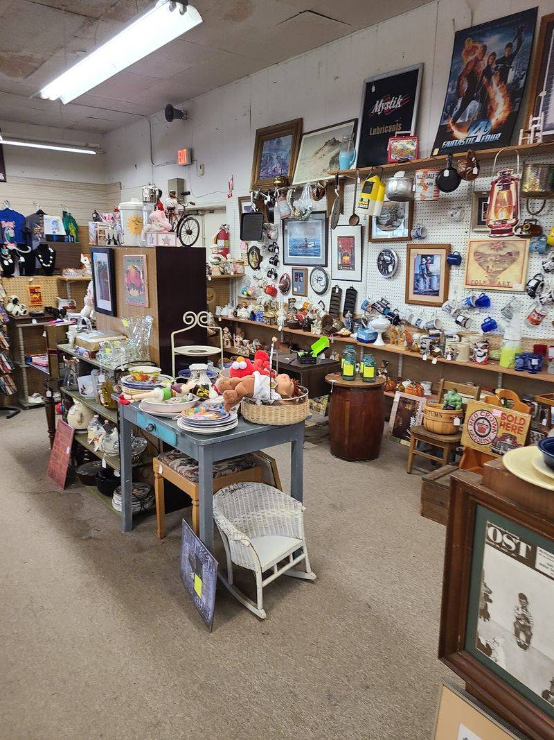 Antique Hunting While You Wait