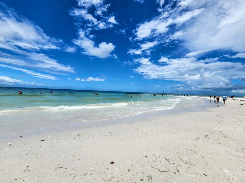 Easy Parking And Handy Beach Basics