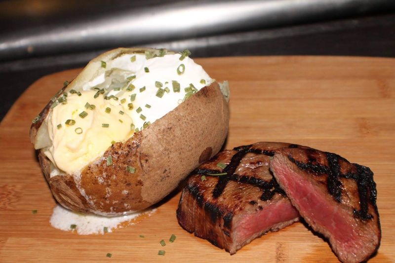 Coach-n-Four Steakhouse, Pensacola