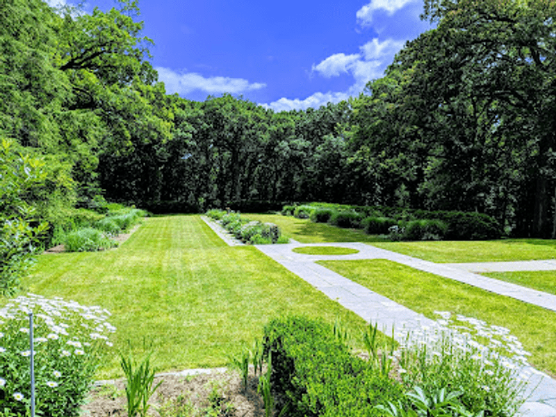 Gardens That Feel Like A City Escape