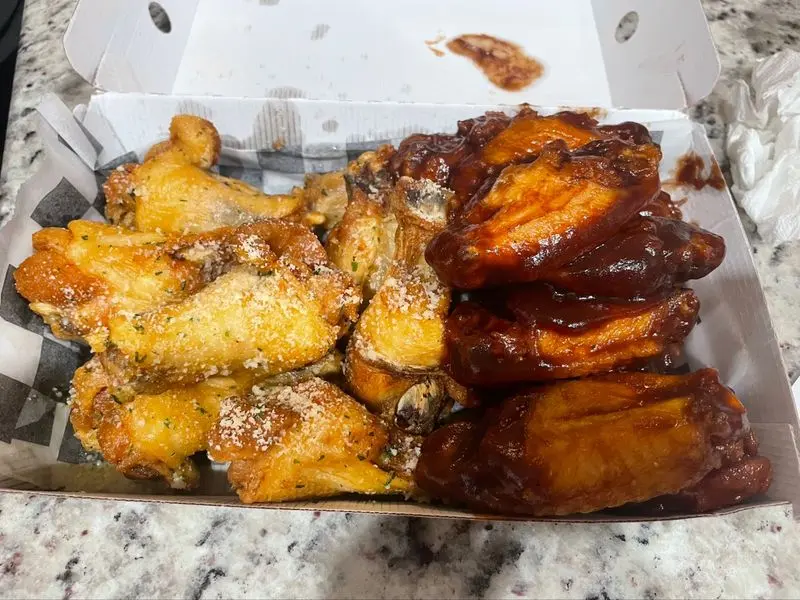 Golden Wings That Bring the Crunch