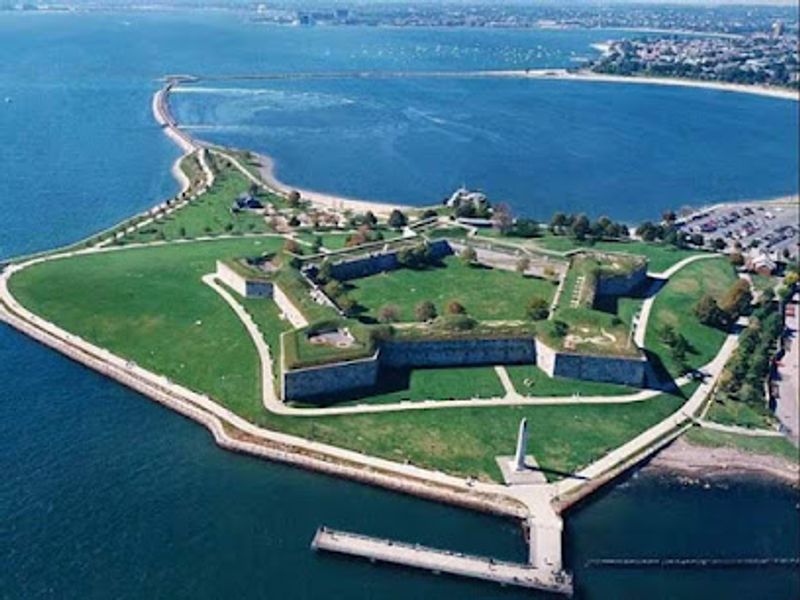 Sea Air, Wide Paths, and a Fort by the Harbor
