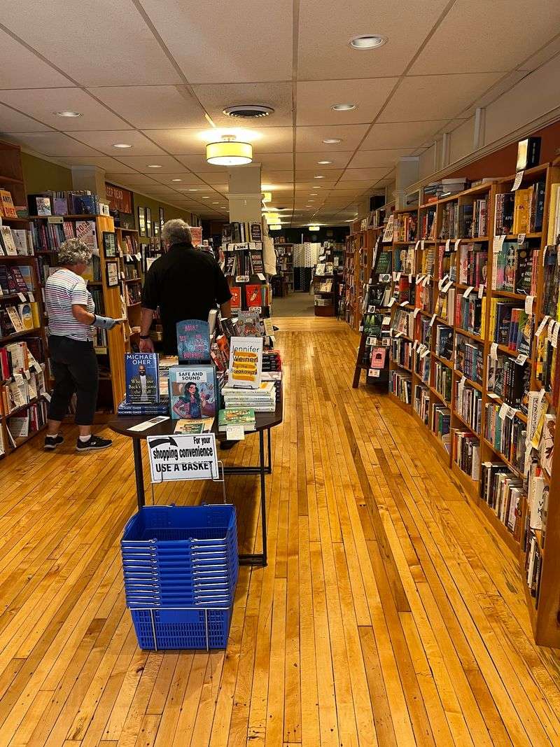 Helpful Booksellers Who Make Guessing Easier