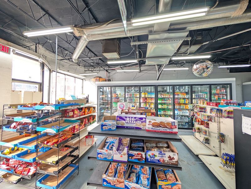 Neighborhood Discount Grocery - Atlanta, Fulton County