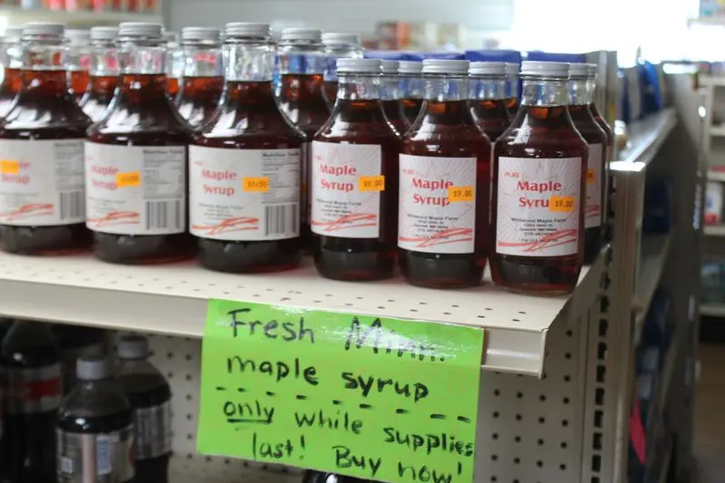 Countryside Bent & Dent (Amish Grocery Store) - Albany