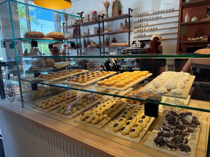 Maestro Italian Bakery - North Miami Beach