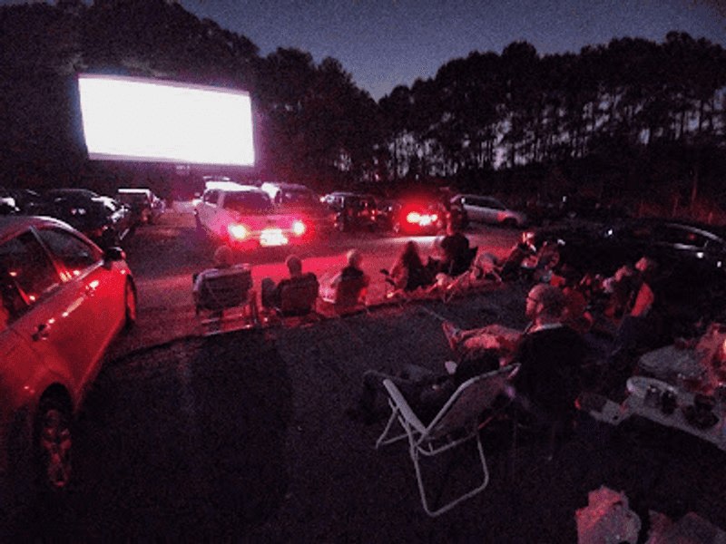 Date Night With Retro Atlanta Flavor