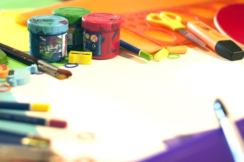 The Giggling Pig Art & Party Studio - Milford