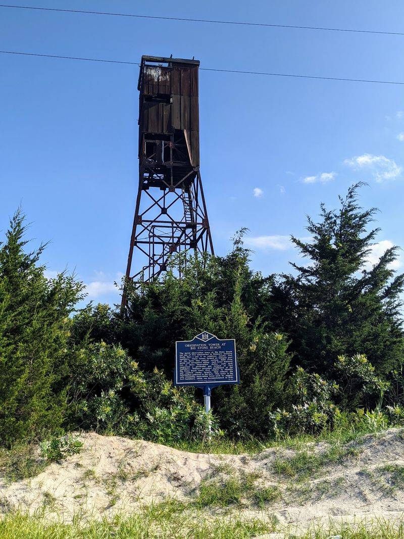 Big Stone Beach Observation Tower - Big Stone Beach