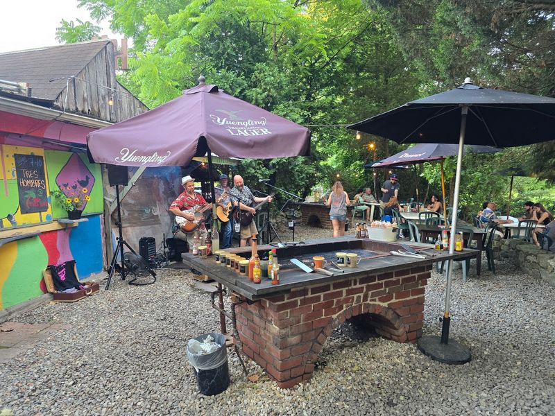 A Deck That Hovers Above the Creek