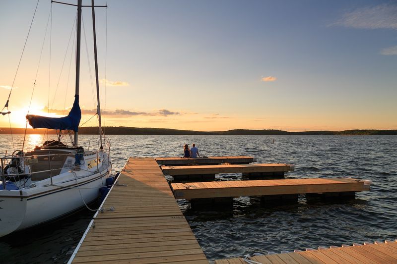 Boat Rentals Put the Lake Within Reach