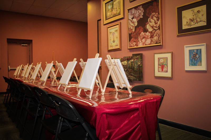 The Painthouse Art & Sip - Chesterfield