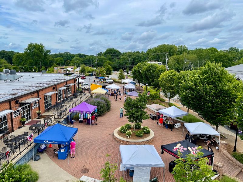 Browse the Braselton Farmers Market - Braselton