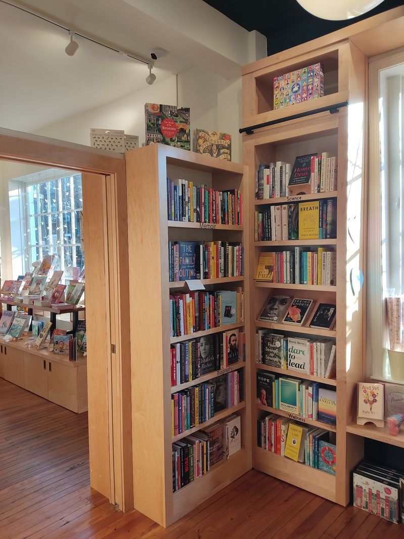 A cozy layout turns browsing into a mini adventure