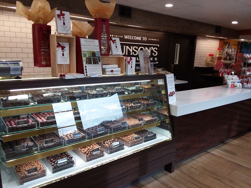Munson&rsquo;s Chocolates Factory Store - Bolton