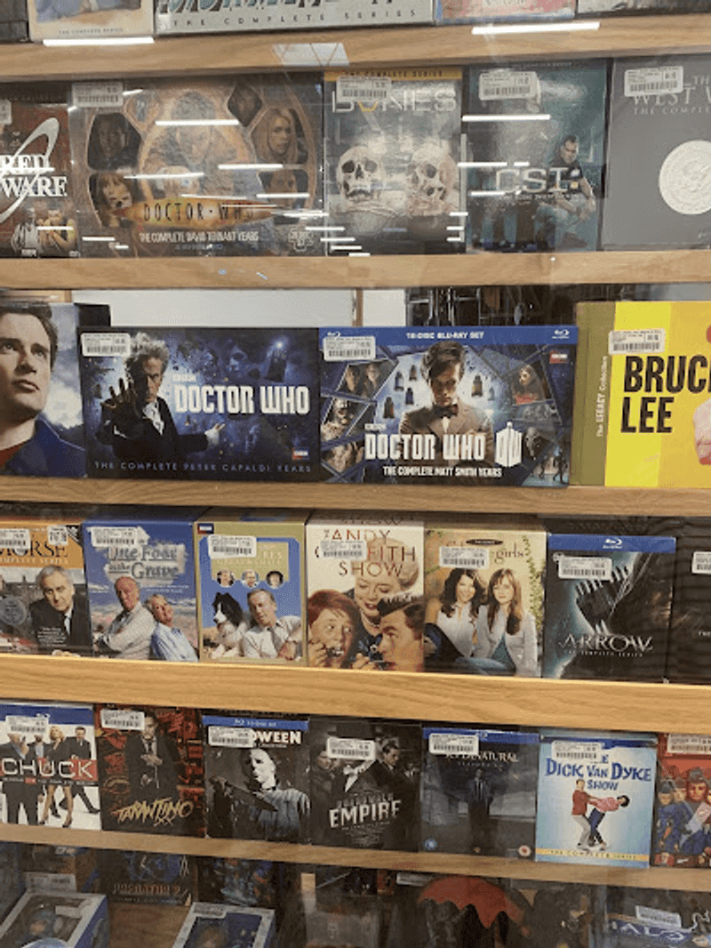 Movie Night Starts in the Media Rows