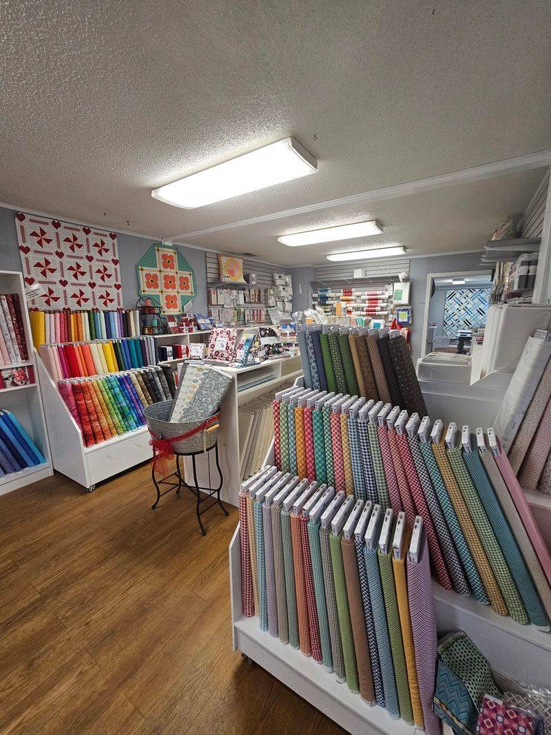 Country Barn Quilt Co. - Martinez