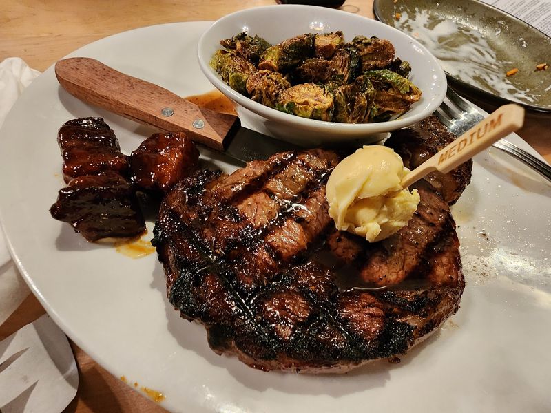 Road-Trip Value With a Classic Feel - Western Sizzlin, Ashland, Ashland County