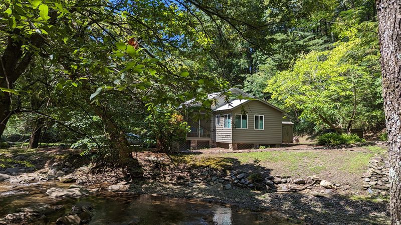 Creekside Mountain Cabins - Chatsworth